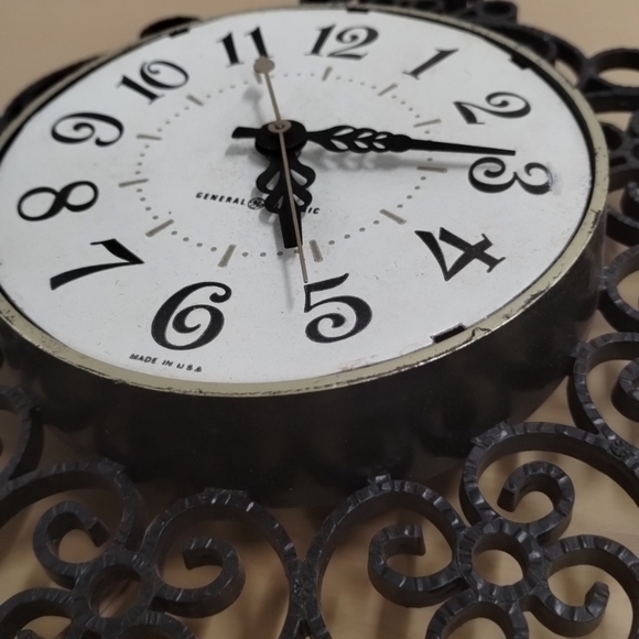 1950s Vintage General Electric GE Wall Clock Ornate Scroll Model 2151 Retro MCM - Picture 5 of 11